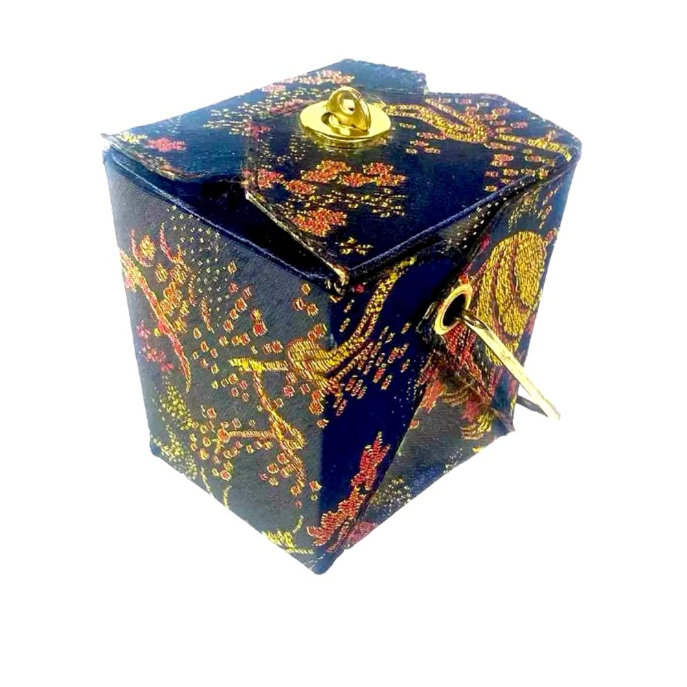 ***SOLD*** Vintage JSNY Chinese Takeout Box Purse Black, Red &